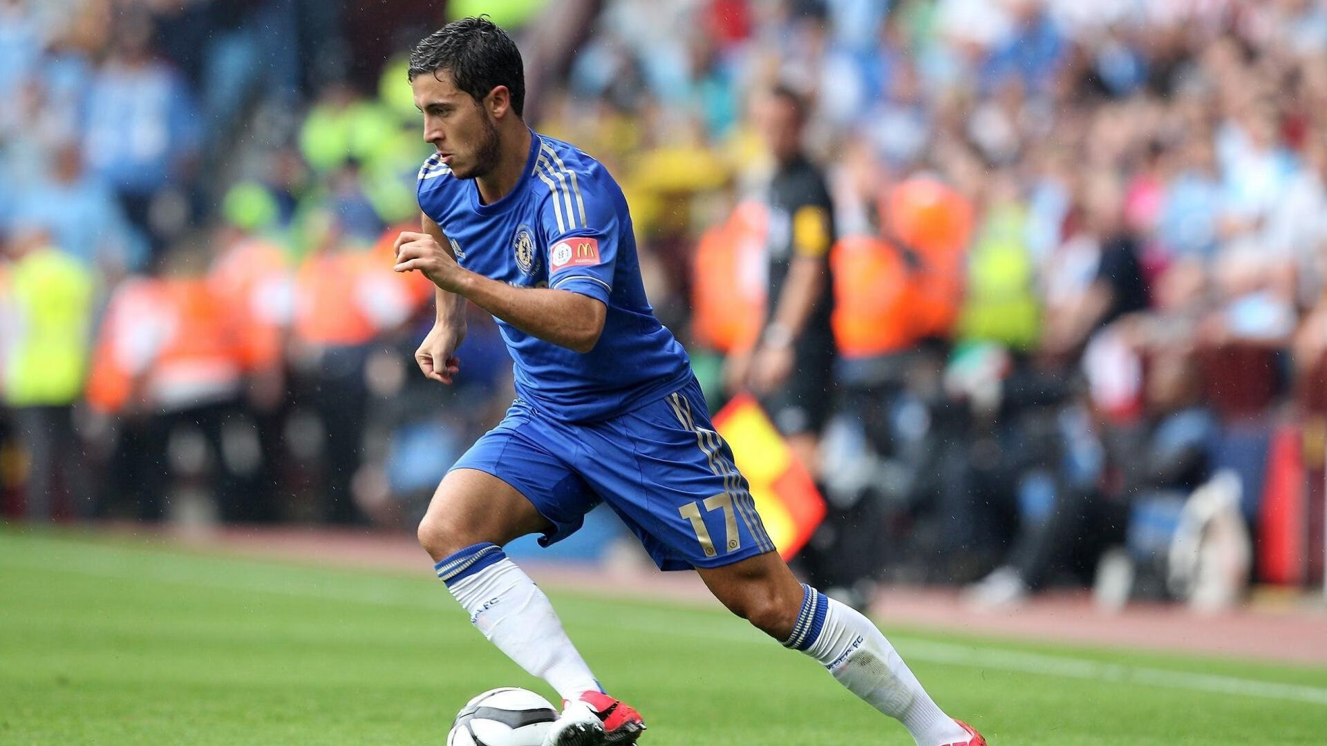 阿圭罗一剑封喉，曼城巅峰对决中威尔士的悲壮与足球的残酷美学